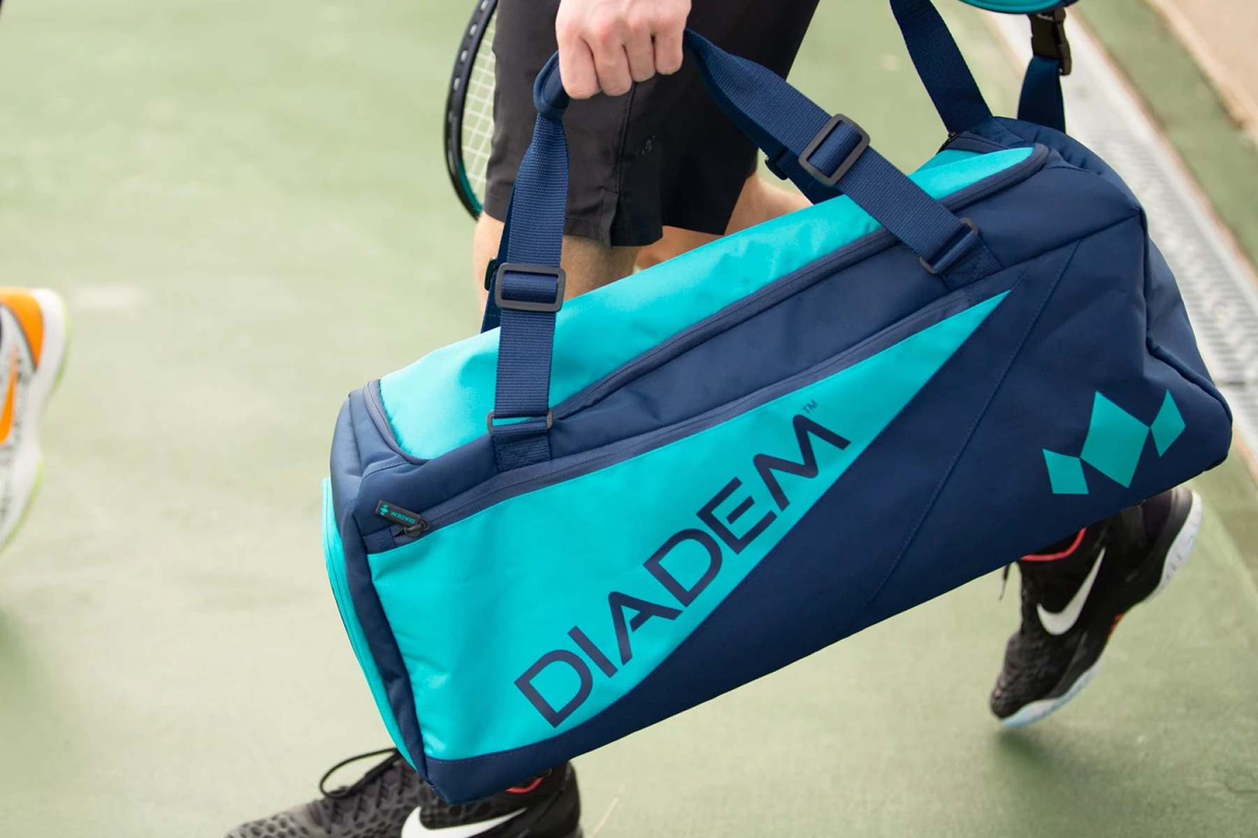diadem-elevate-duffel
